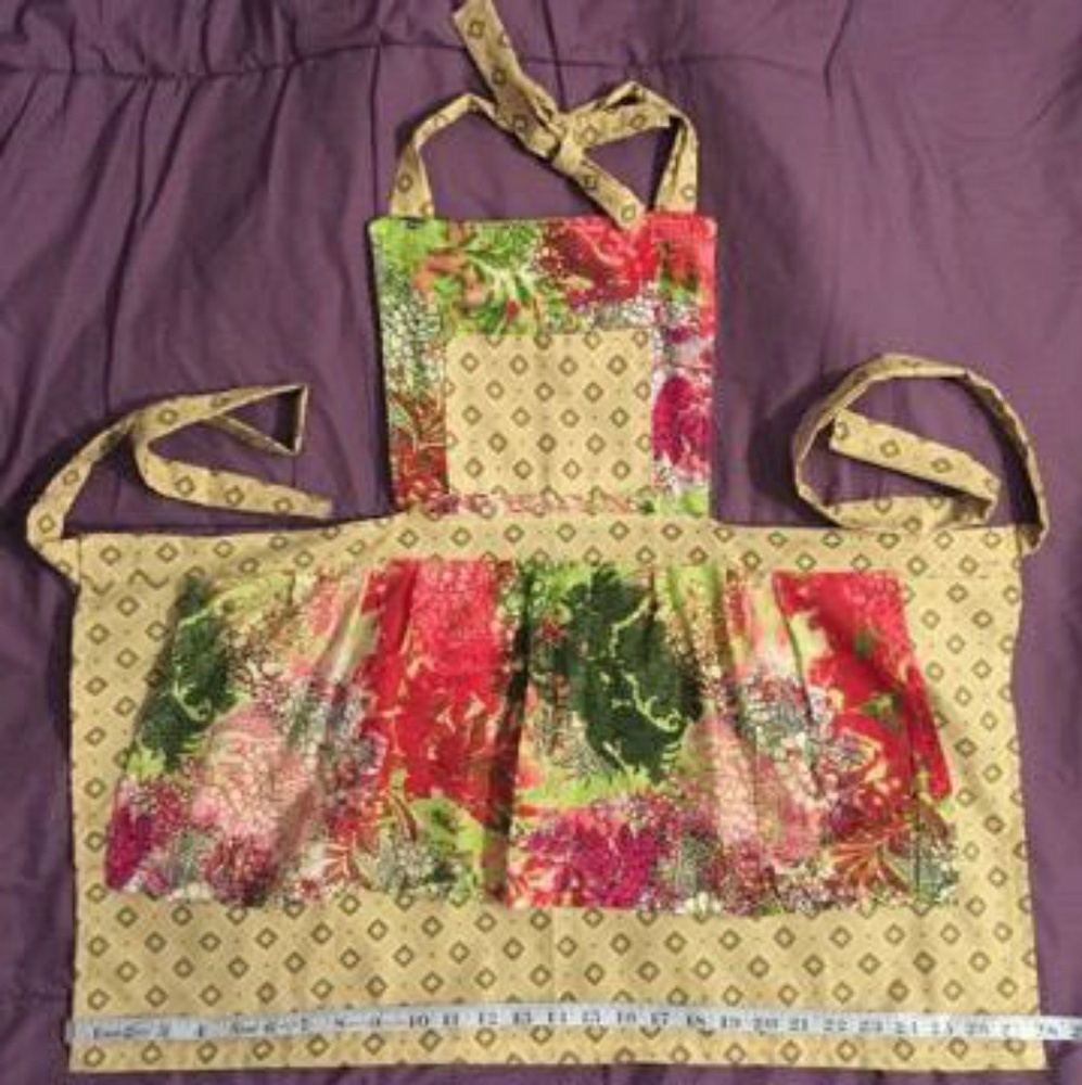 Women Apron brand new